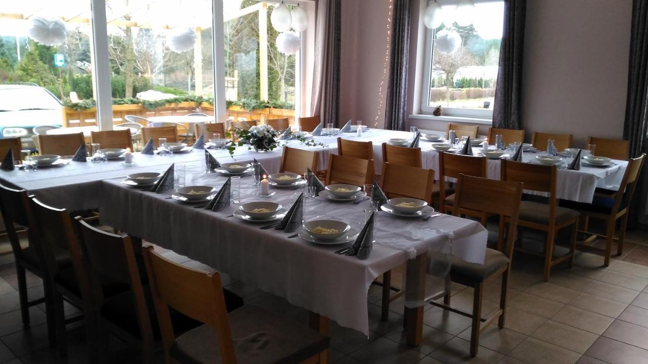 Pokoje Goscinne Przylesie Łobez Exterior foto